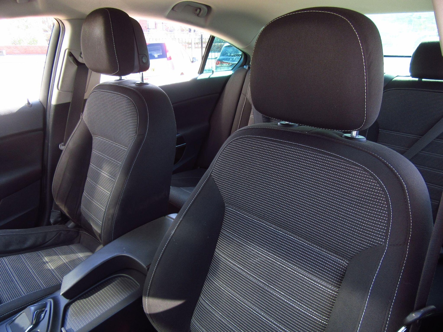 Used Vauxhall Insignia 2014 for sale - 77586564: Photo 8