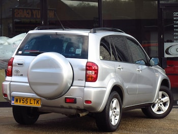 Used Toyota RAV4 2005 for sale - 78115035: Photo