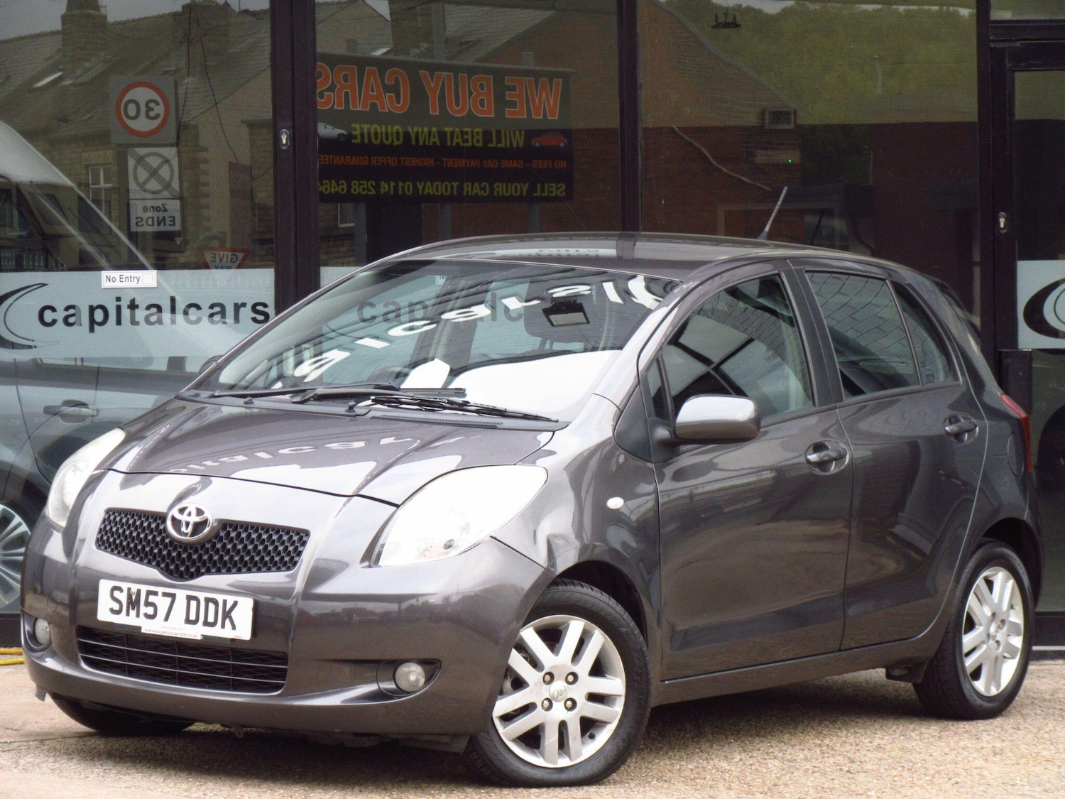 Used Toyota Yaris 2007 for sale - 76995877: Photo 2