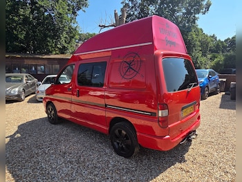 Used Toyota HiAce 2007 for sale - 79359926: Photo