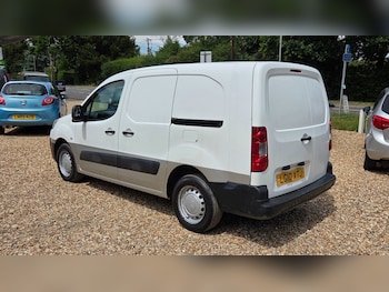 Used Peugeot Partner 2010 for sale - 79030785: Photo