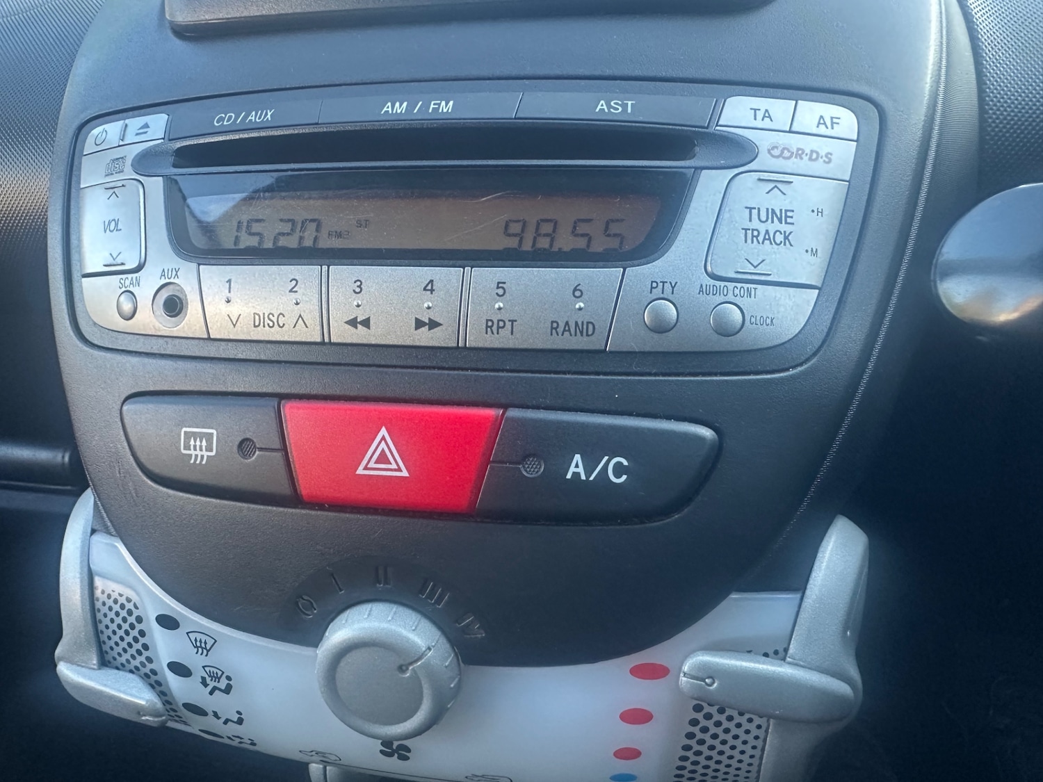 Used Toyota AYGO 2014 for sale - 77434714: Photo 13