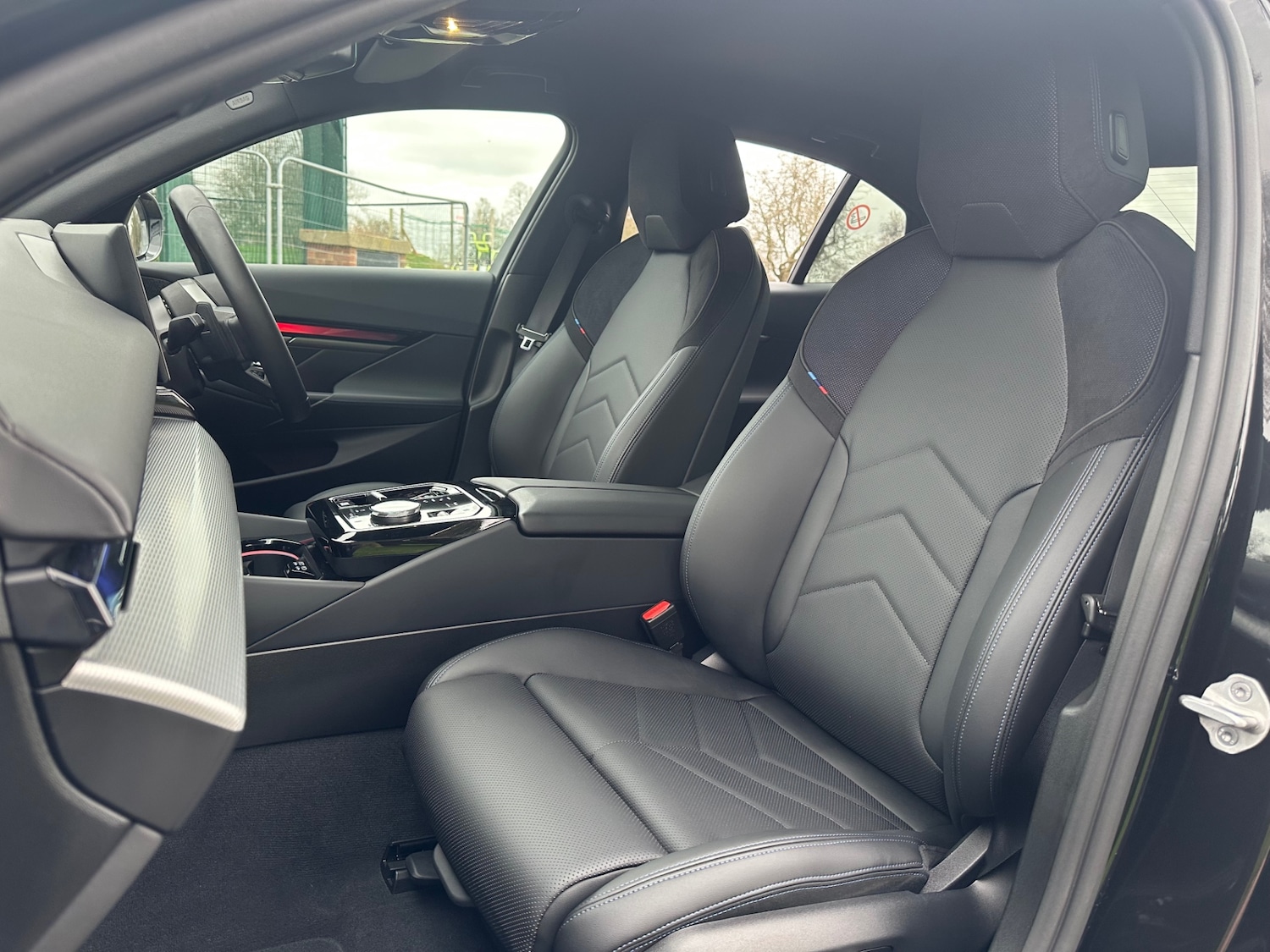 Used BMW 5 Series 2025 for sale - 77677318: Photo 11