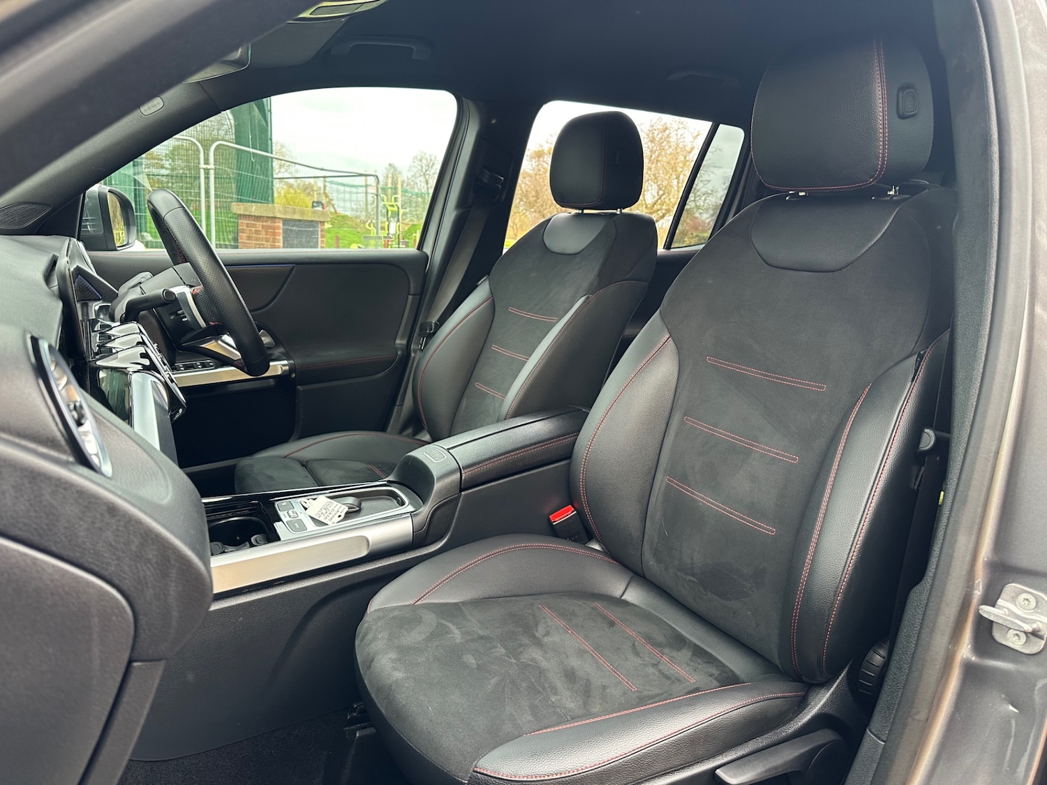 Used Mercedes-Benz GLB 2024 for sale - 76491029: Photo 11