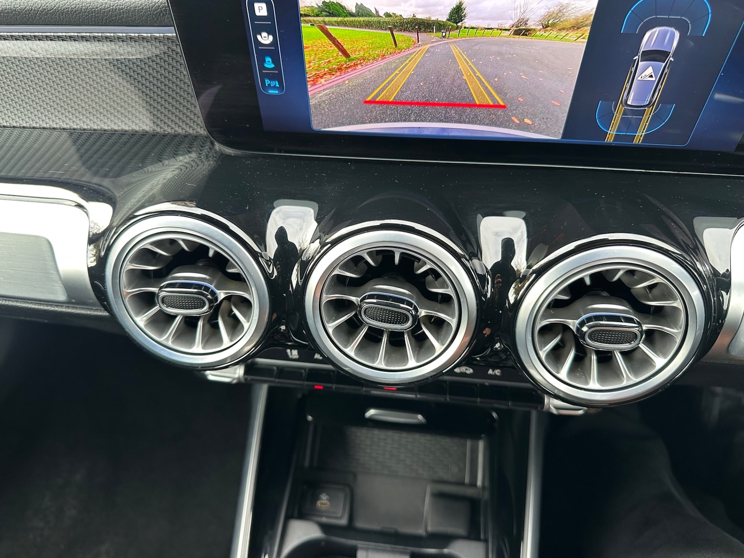 Used Mercedes-Benz GLB 2024 for sale - 76491029: Photo 30