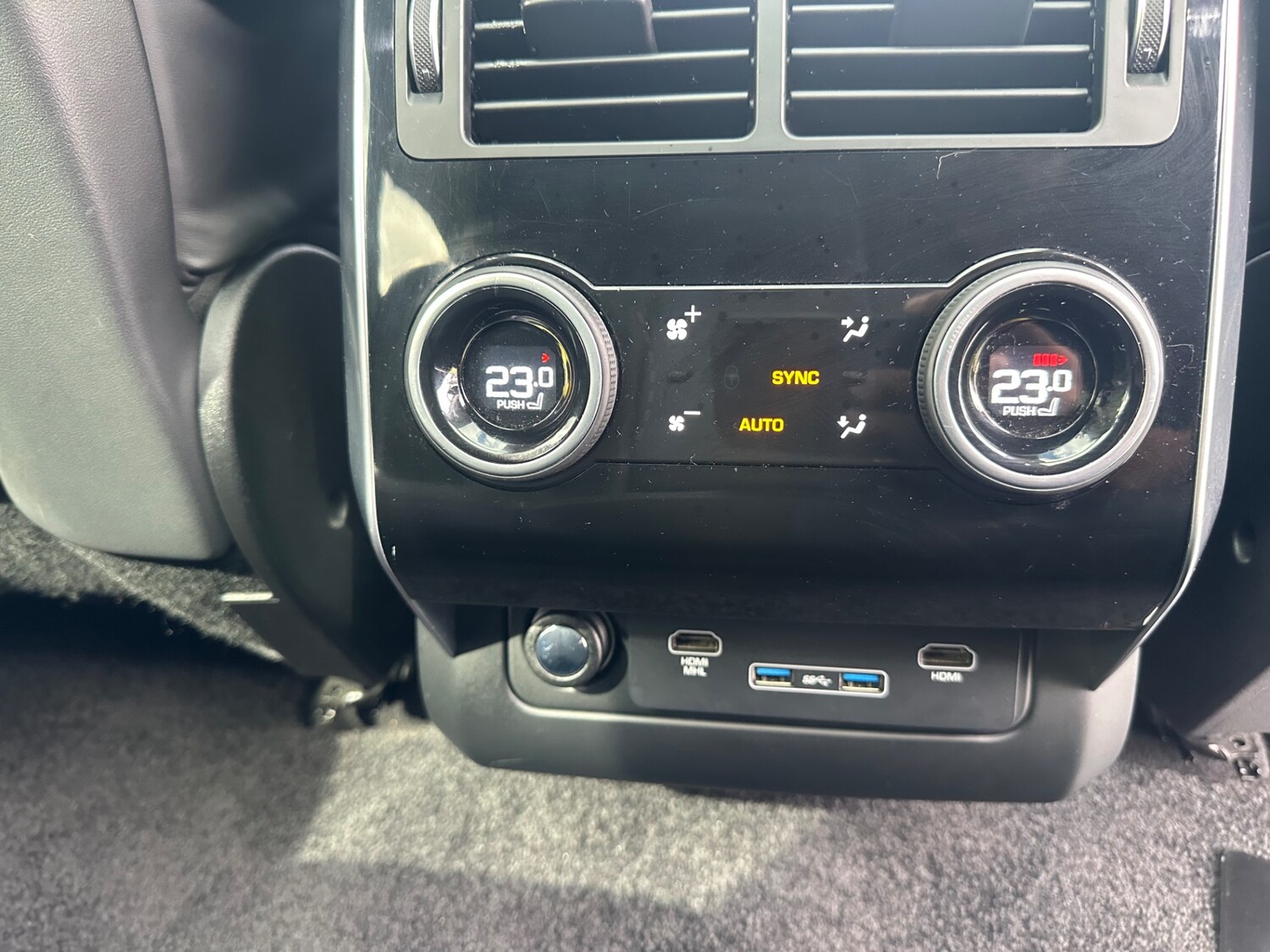 Used Land Rover Range Rover Sport 2018 for sale - 75931939: Photo 32