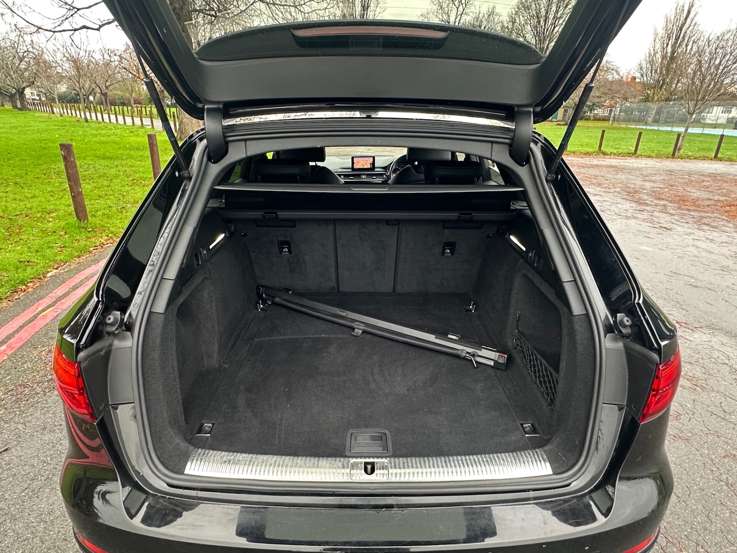 Used Audi A4 2018 for sale - 76762824: Photo 14