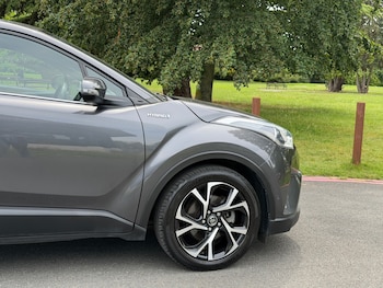 Used Toyota C-HR 2019 for sale - 78950299: Photo