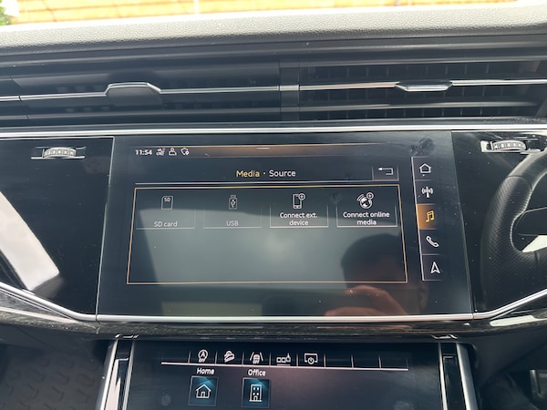 Used Audi Q8 2019 for sale - 74913249: Photo 31