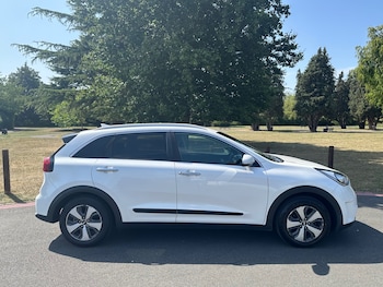 Used Kia Niro 2017 for sale - 75546333: Photo