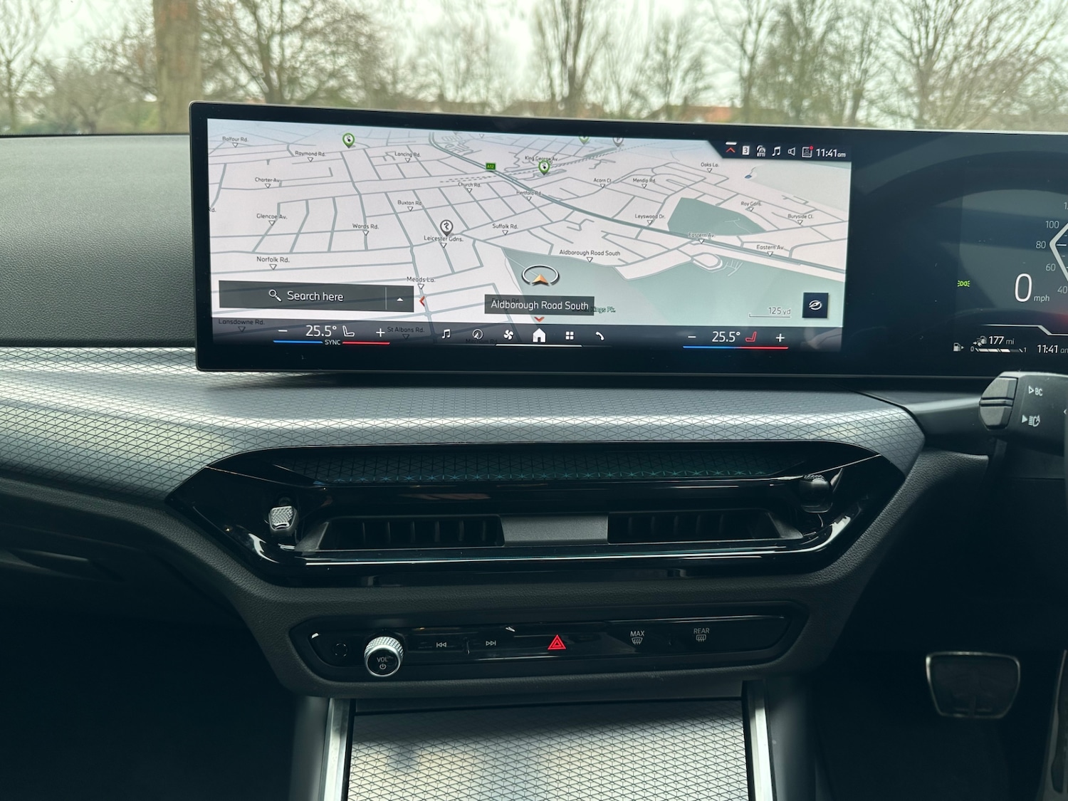 Used BMW 3 Series 2025 for sale - 77324425: Photo 9