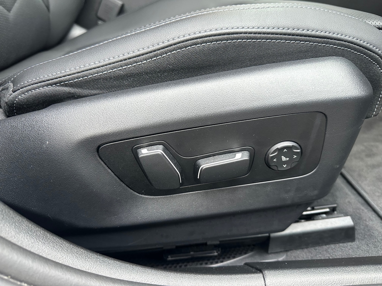 Used BMW 5 Series 2024 for sale - 77258605: Photo 24