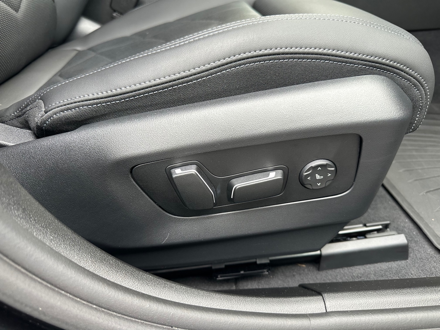 Used BMW 5 Series 2024 for sale - 76542983: Photo 27