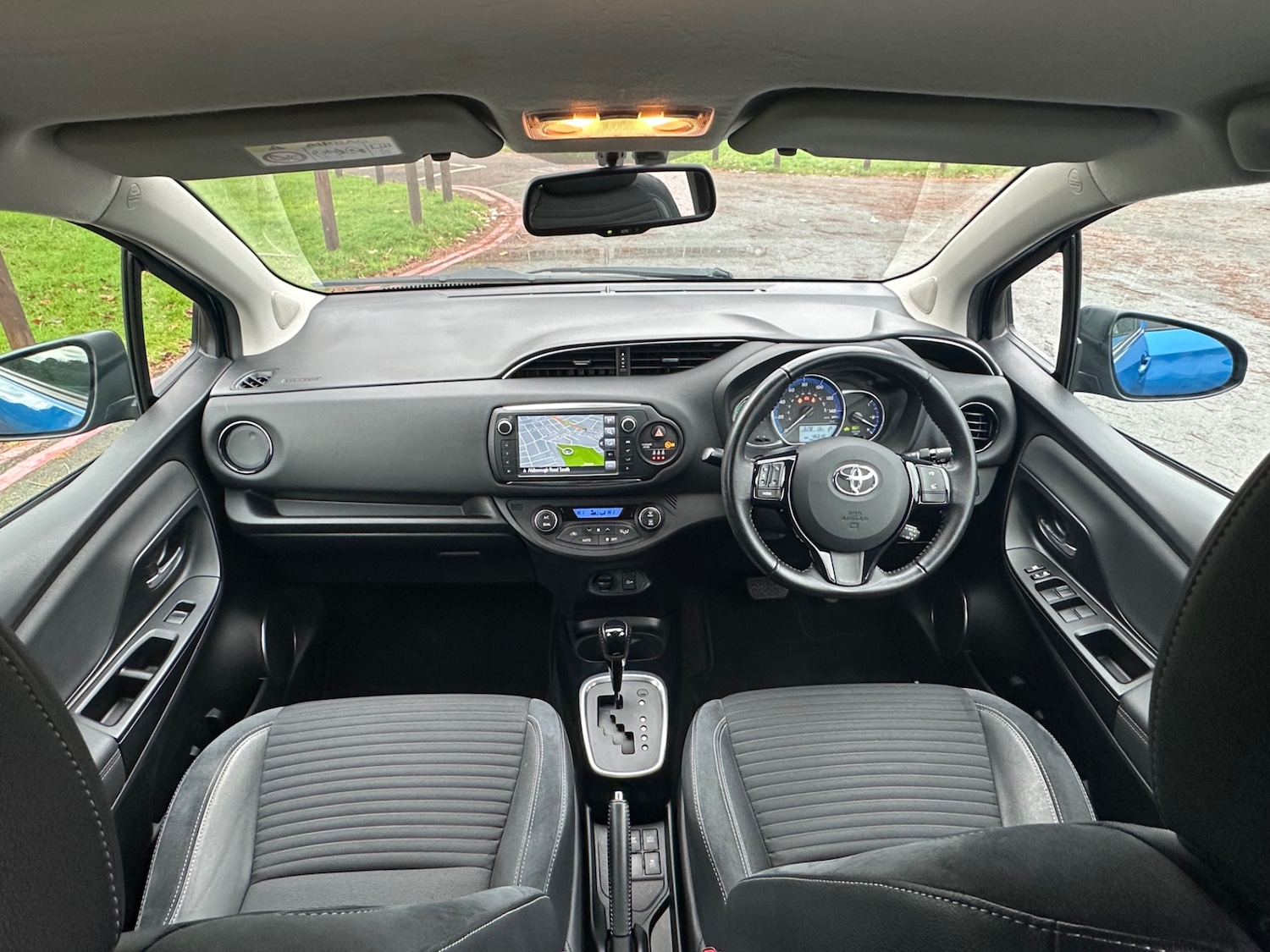 Used Toyota Yaris 2016 for sale - 76879278: Photo 10