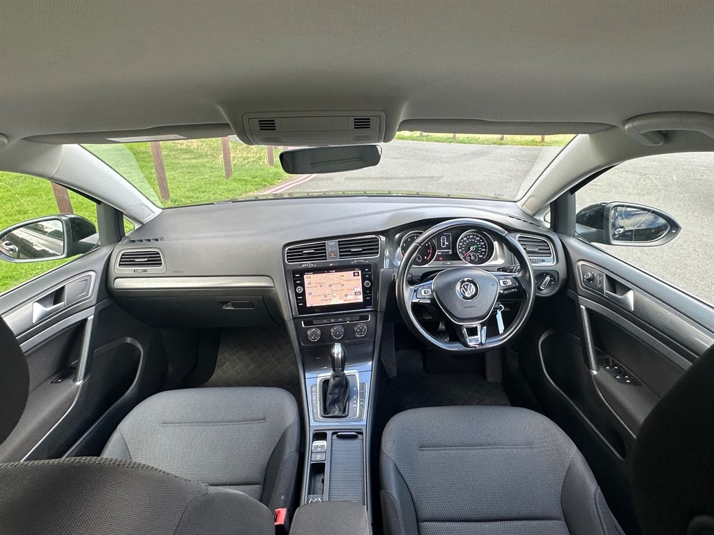 Used Volkswagen Golf 2017 for sale - 77012338: Photo 10