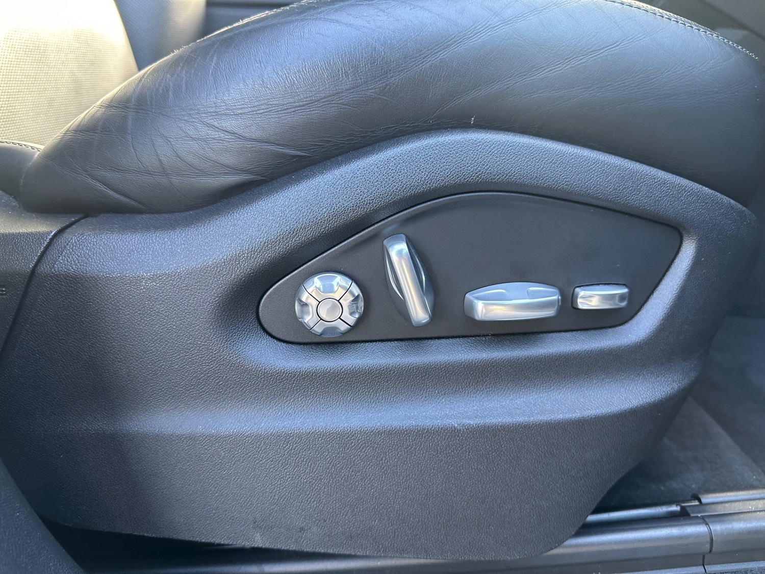 Used Porsche Cayenne 2020 for sale - 78040536: Photo 25