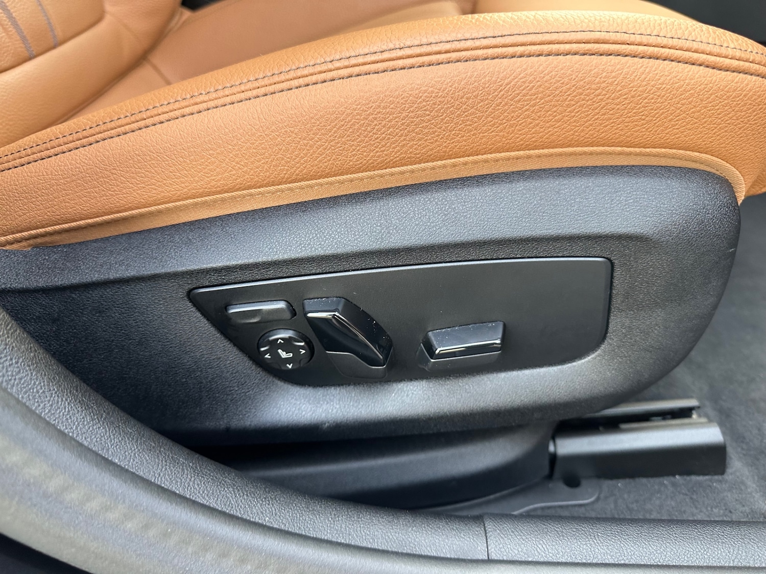 Used BMW 5 Series 2023 for sale - 76599506: Photo 20