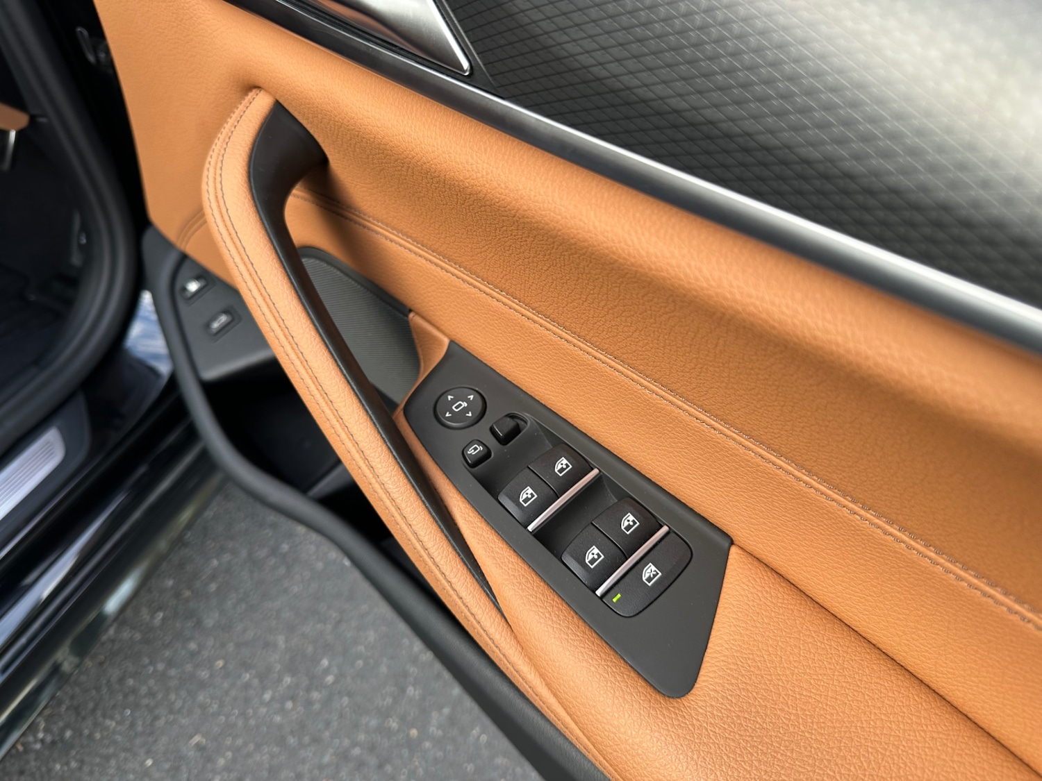 Used BMW 5 Series 2023 for sale - 76599506: Photo 21