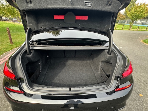 Used BMW 3 Series 2019 for sale - 76047566: Photo 18