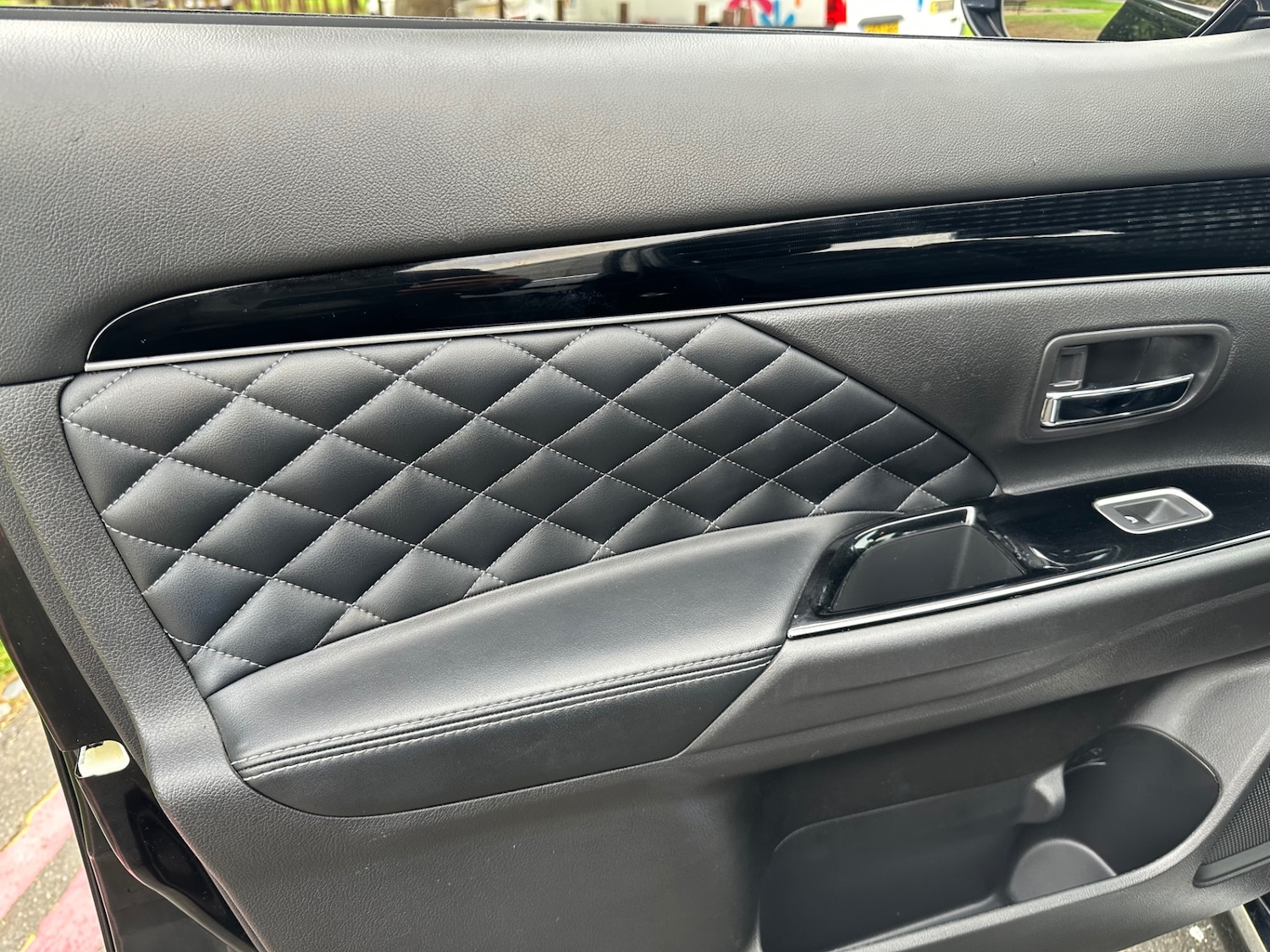 Used Mitsubishi Outlander 2019 for sale - 76195900: Photo 14