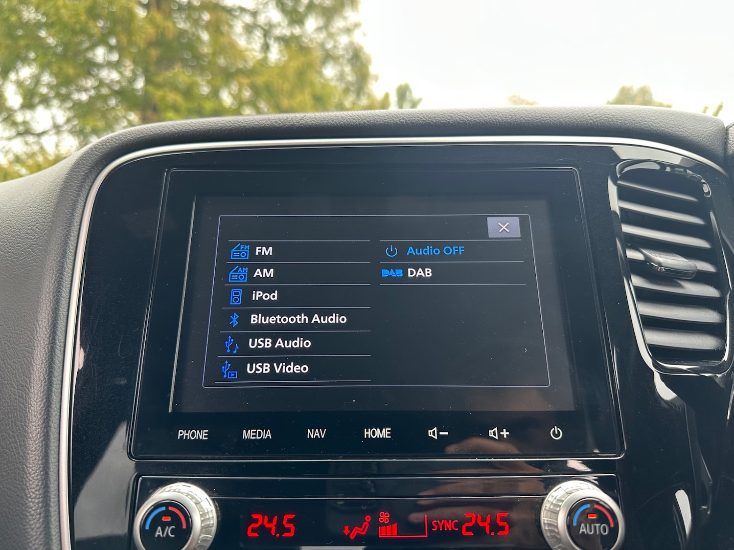 Used Mitsubishi Outlander 2019 for sale - 76195900: Photo 31
