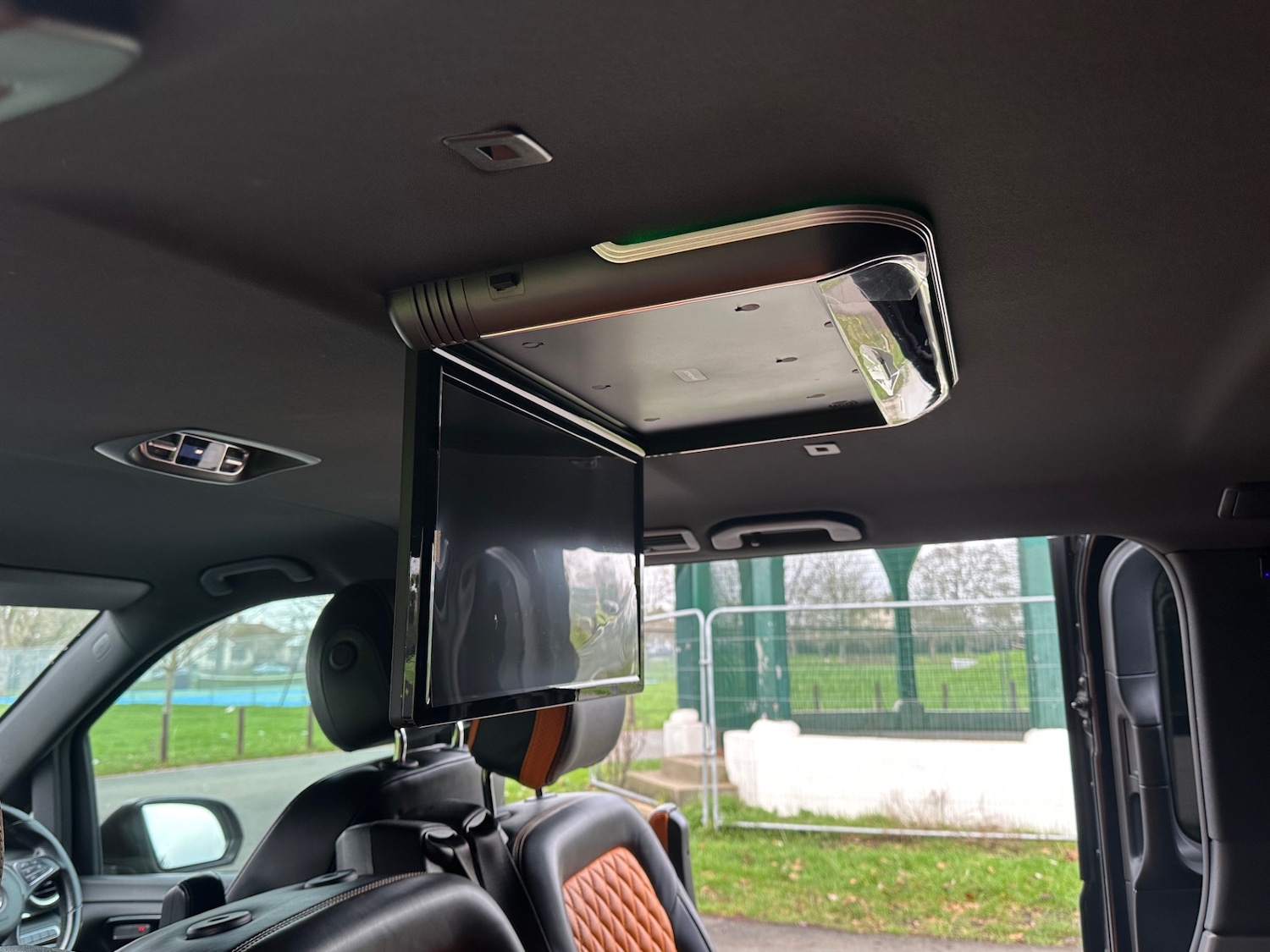 Used Mercedes-Benz V-Class 2017 for sale - 77435271: Photo 14