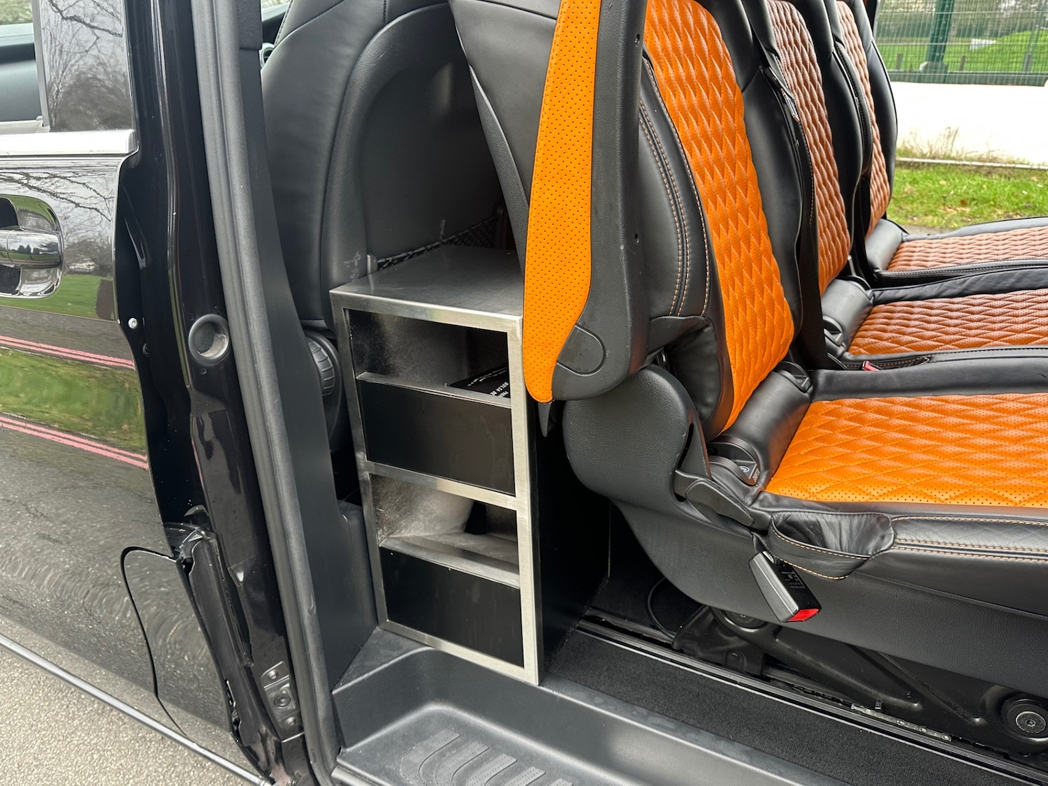 Used Mercedes-Benz V-Class 2017 for sale - 77435271: Photo 15