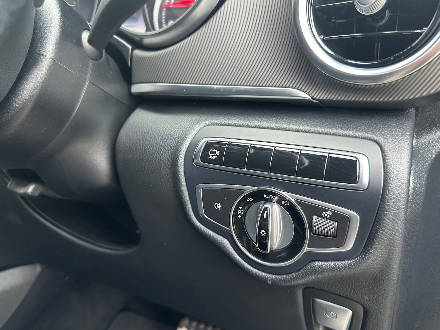 Used Mercedes-Benz V-Class 2017 for sale - 77435271: Photo 19