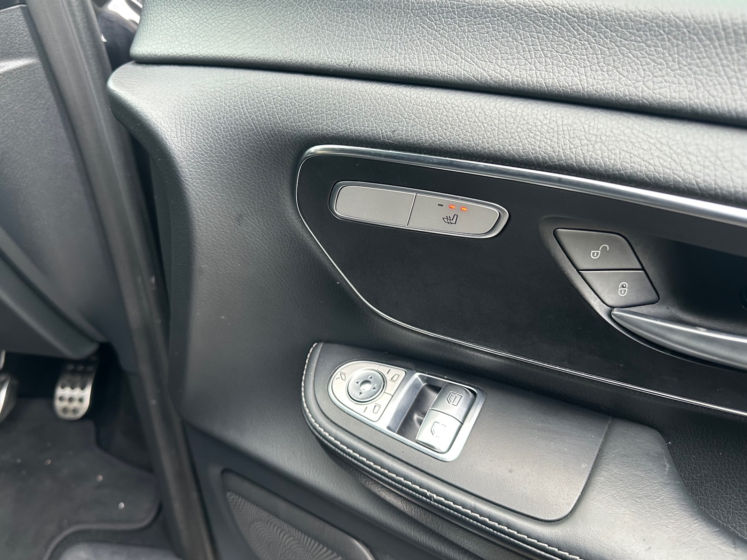 Used Mercedes-Benz V-Class 2017 for sale - 77435271: Photo 20