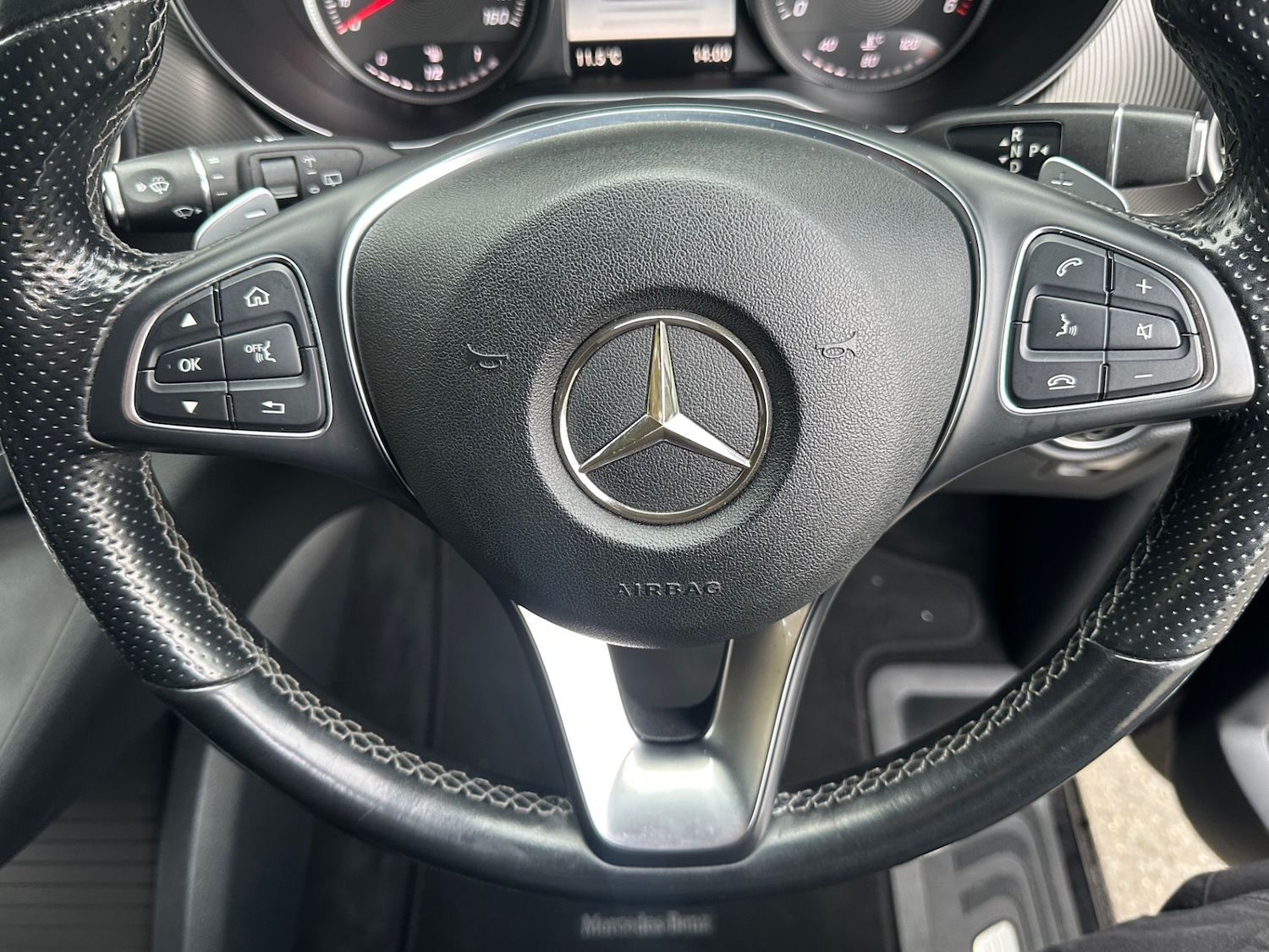 Used Mercedes-Benz V-Class 2017 for sale - 77435271: Photo 24