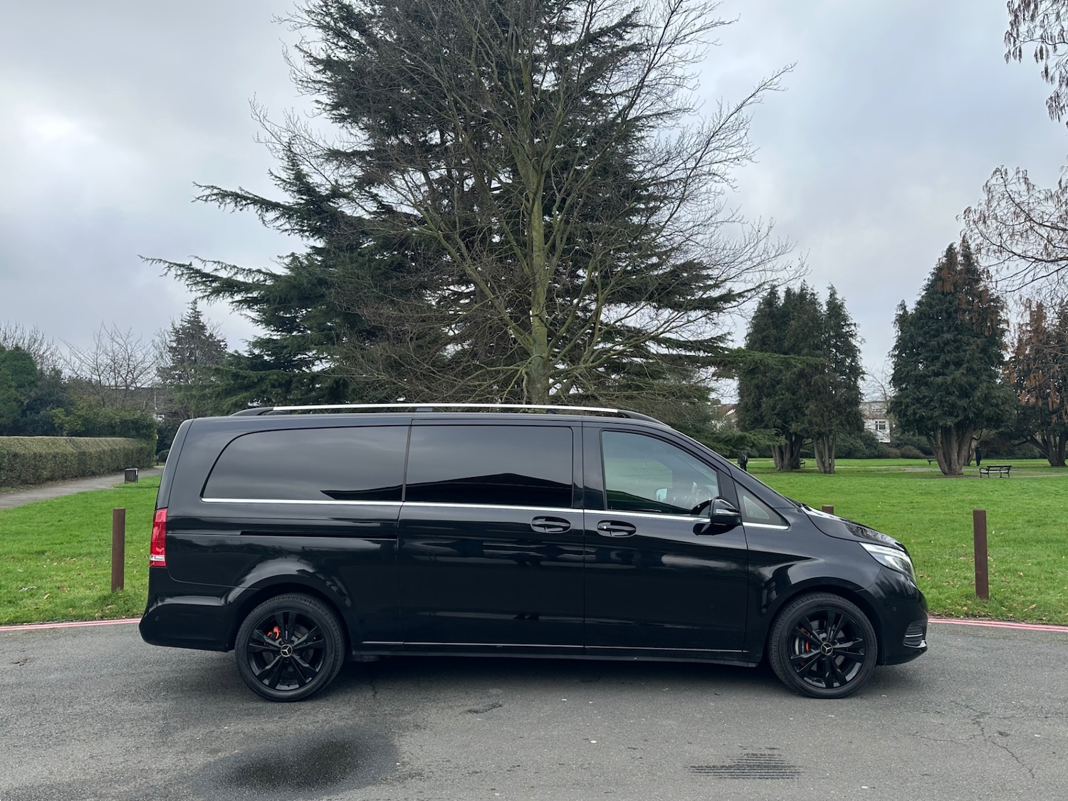 Used Mercedes-Benz V-Class 2017 for sale - 77435271: Photo 3