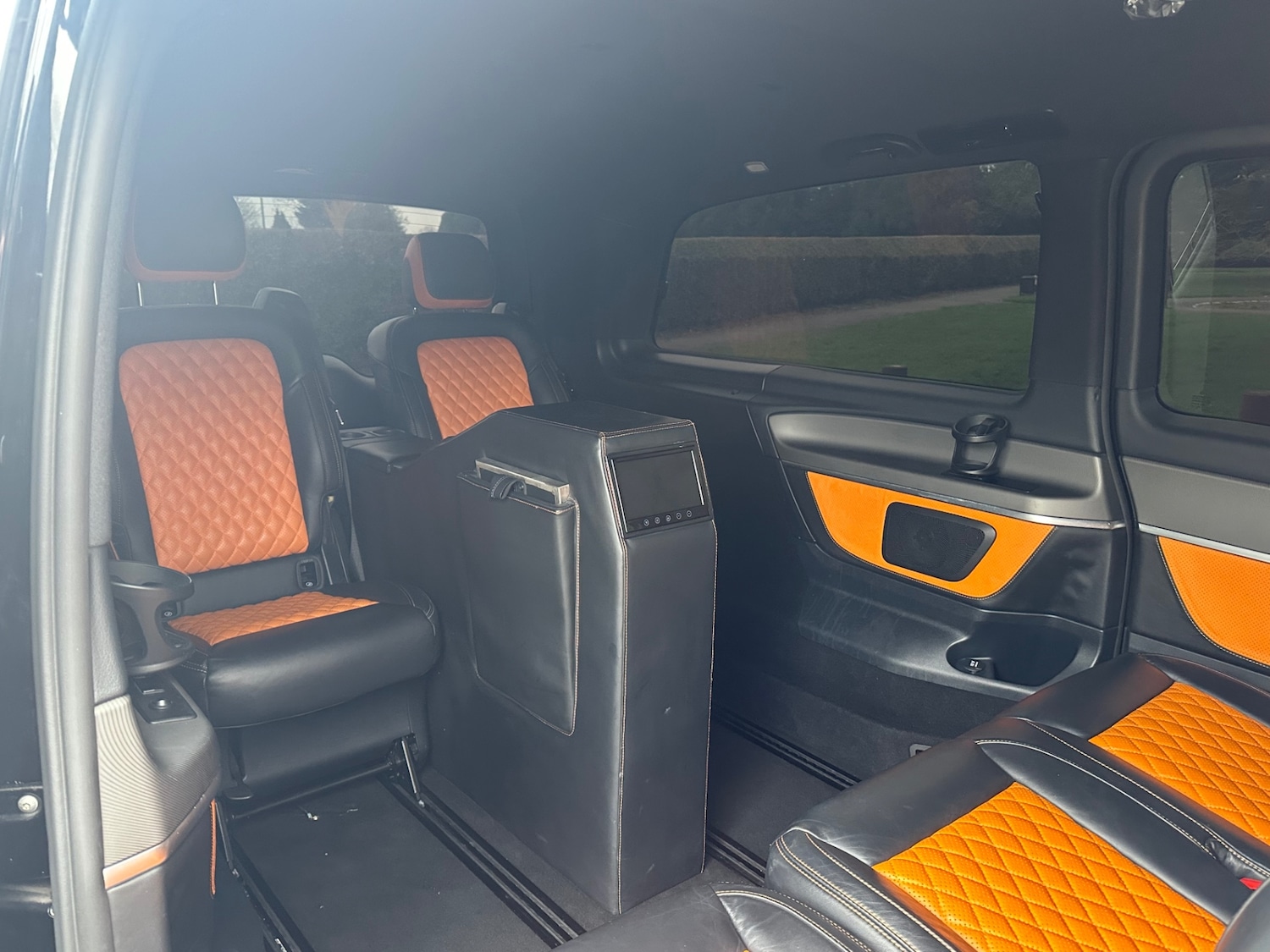 Used Mercedes-Benz V-Class 2017 for sale - 77435271: Photo 8