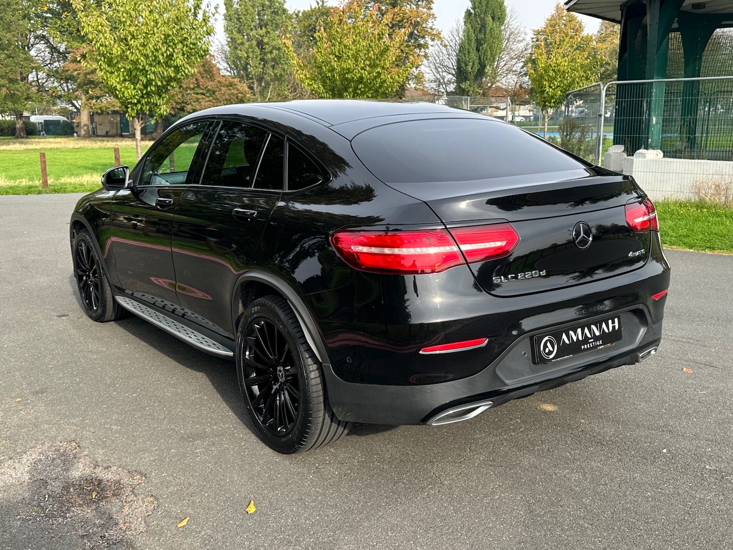 Used Mercedes-Benz GLC 2017 for sale - 76045592: Photo 2
