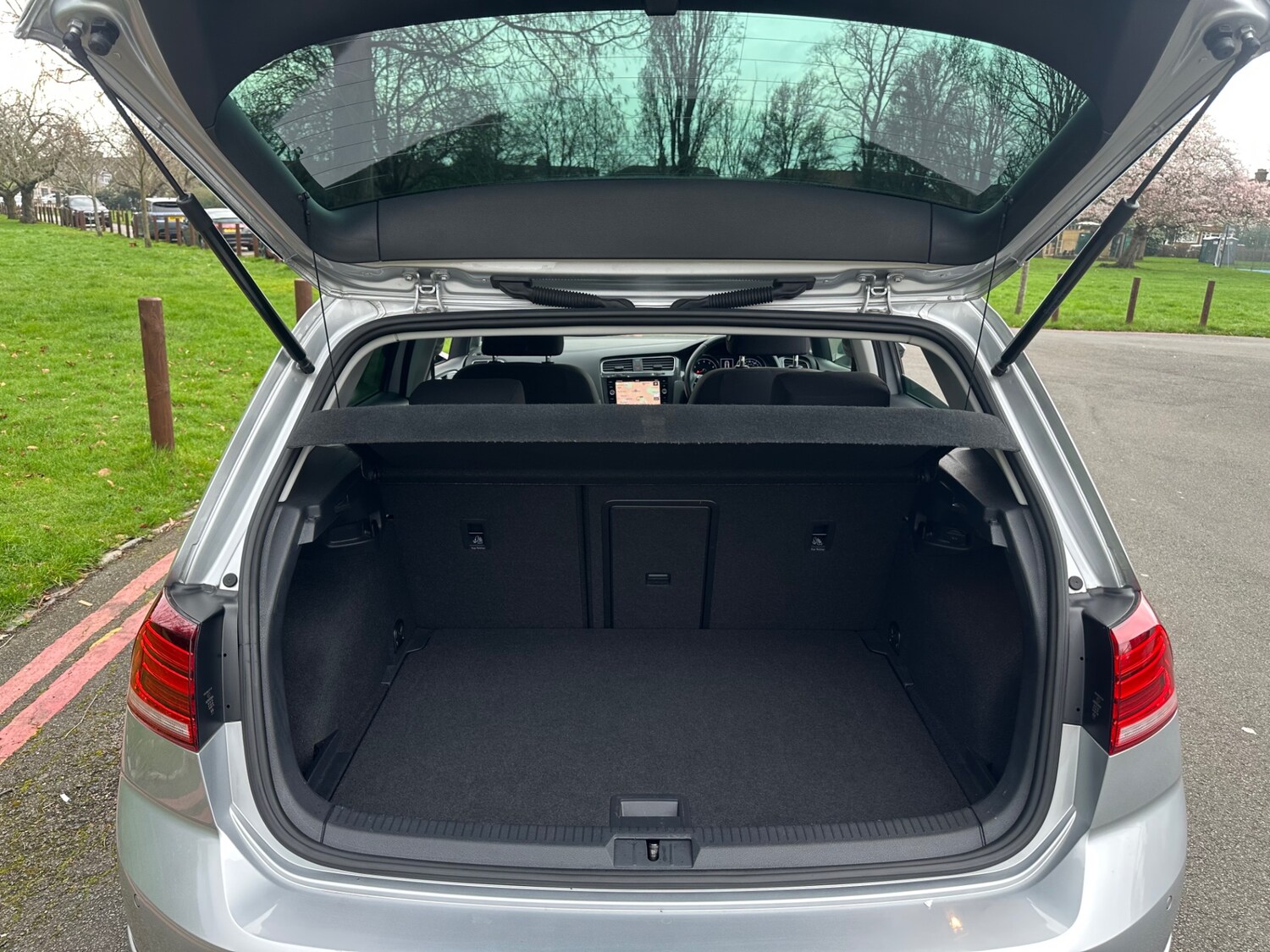 Used Volkswagen Golf 2020 for sale - 77812876: Photo 14