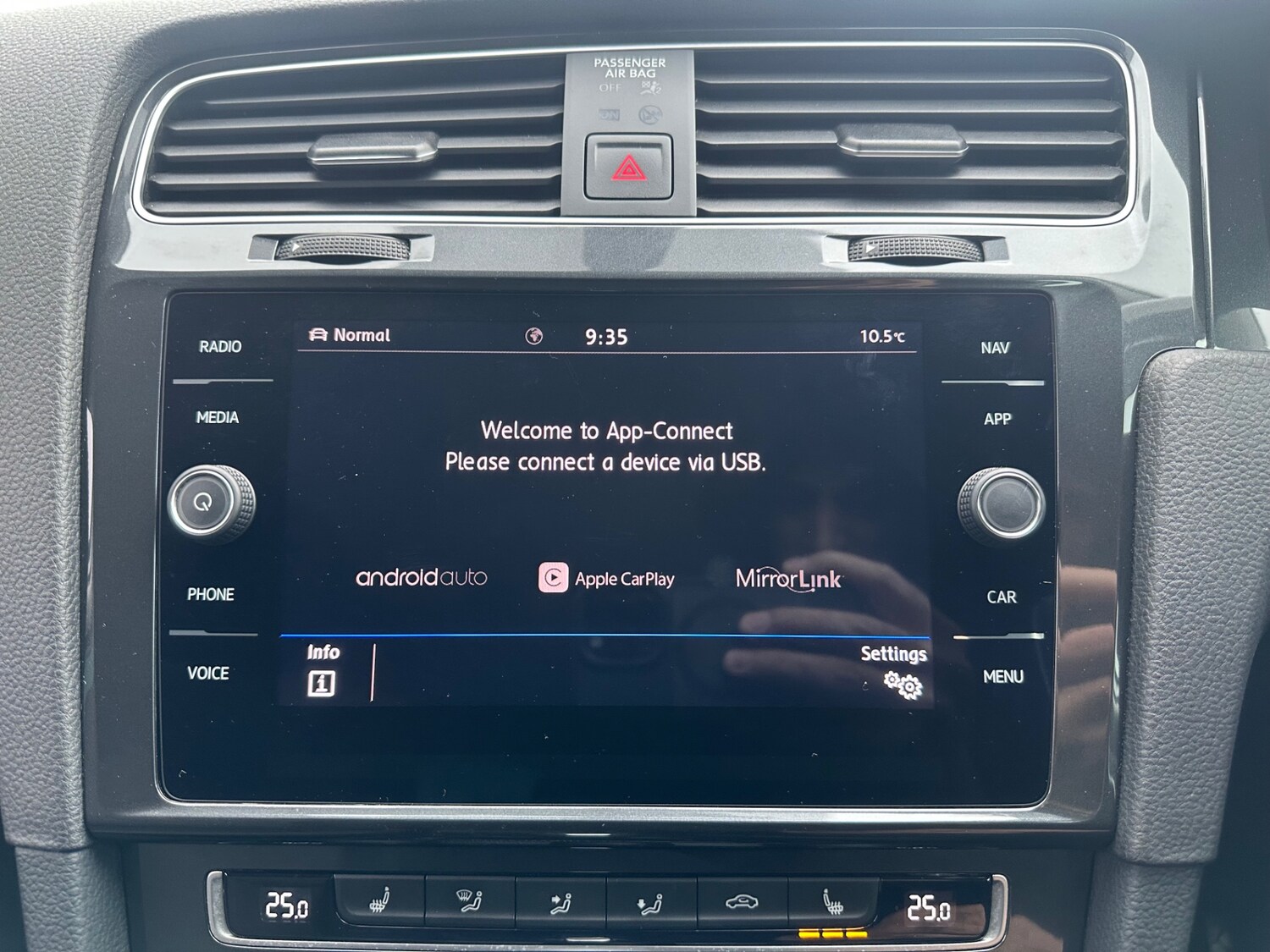 Used Volkswagen Golf 2020 for sale - 77812876: Photo 30