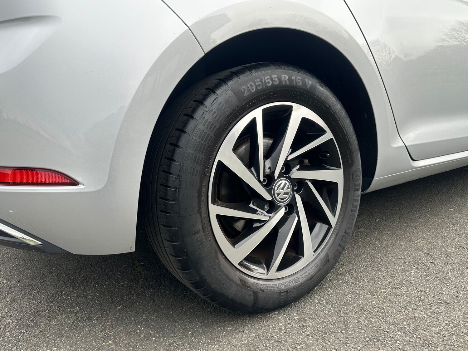 Used Volkswagen Golf 2020 for sale - 77812876: Photo 6