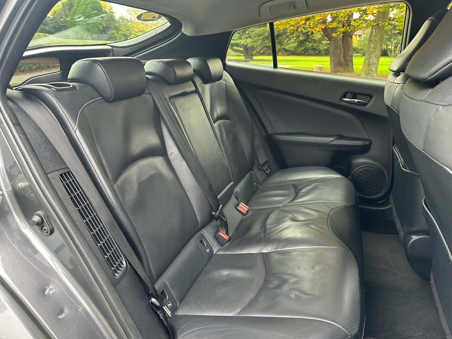 Used Toyota Prius 2022 for sale - 76461266: Photo 8