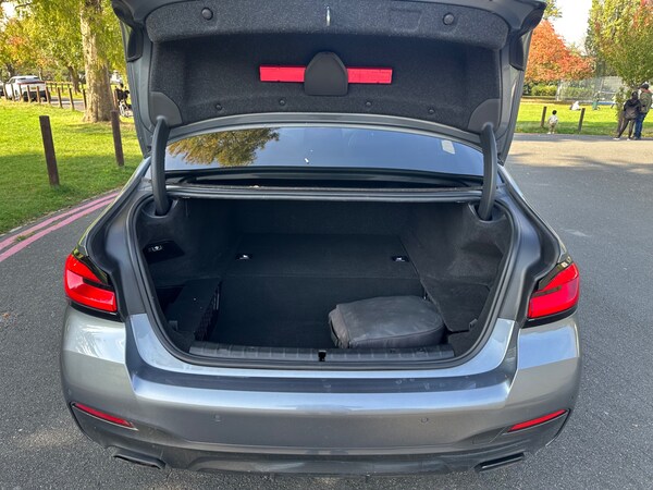 Used BMW 5 Series 2022 for sale - 76157216: Photo 18