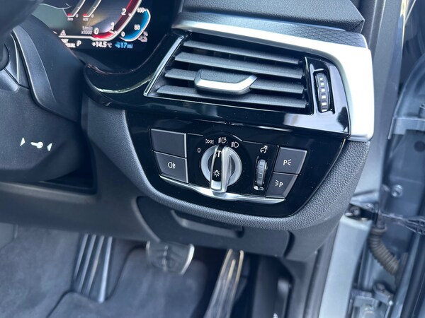 Used BMW 5 Series 2022 for sale - 76157216: Photo 23