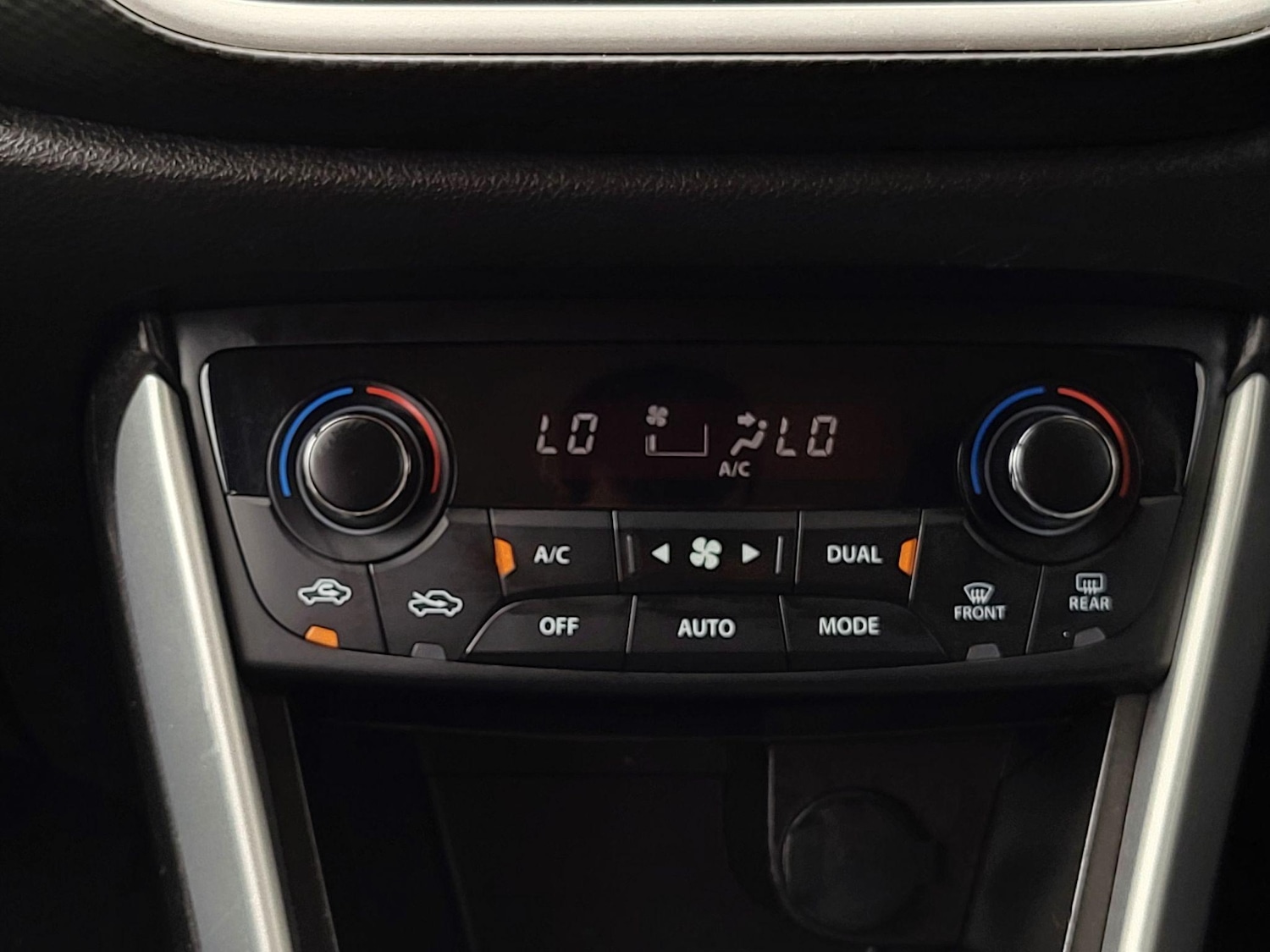 Used Suzuki SX4 S-Cross 2016 for sale - 76994698: Photo 32