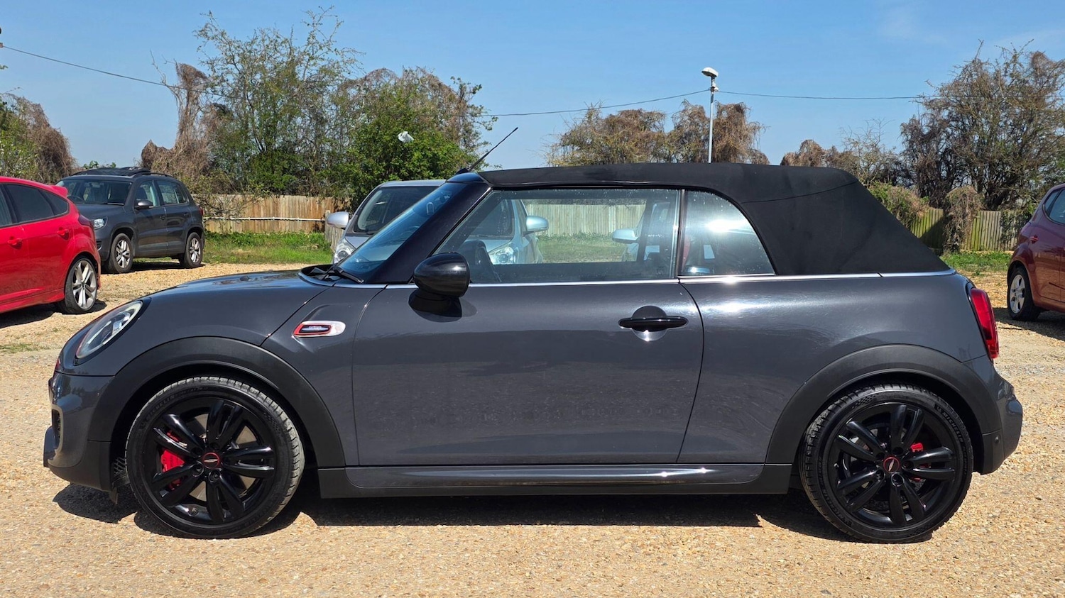 Used MINI Convertible 2016 for sale - 78171453: Photo 4