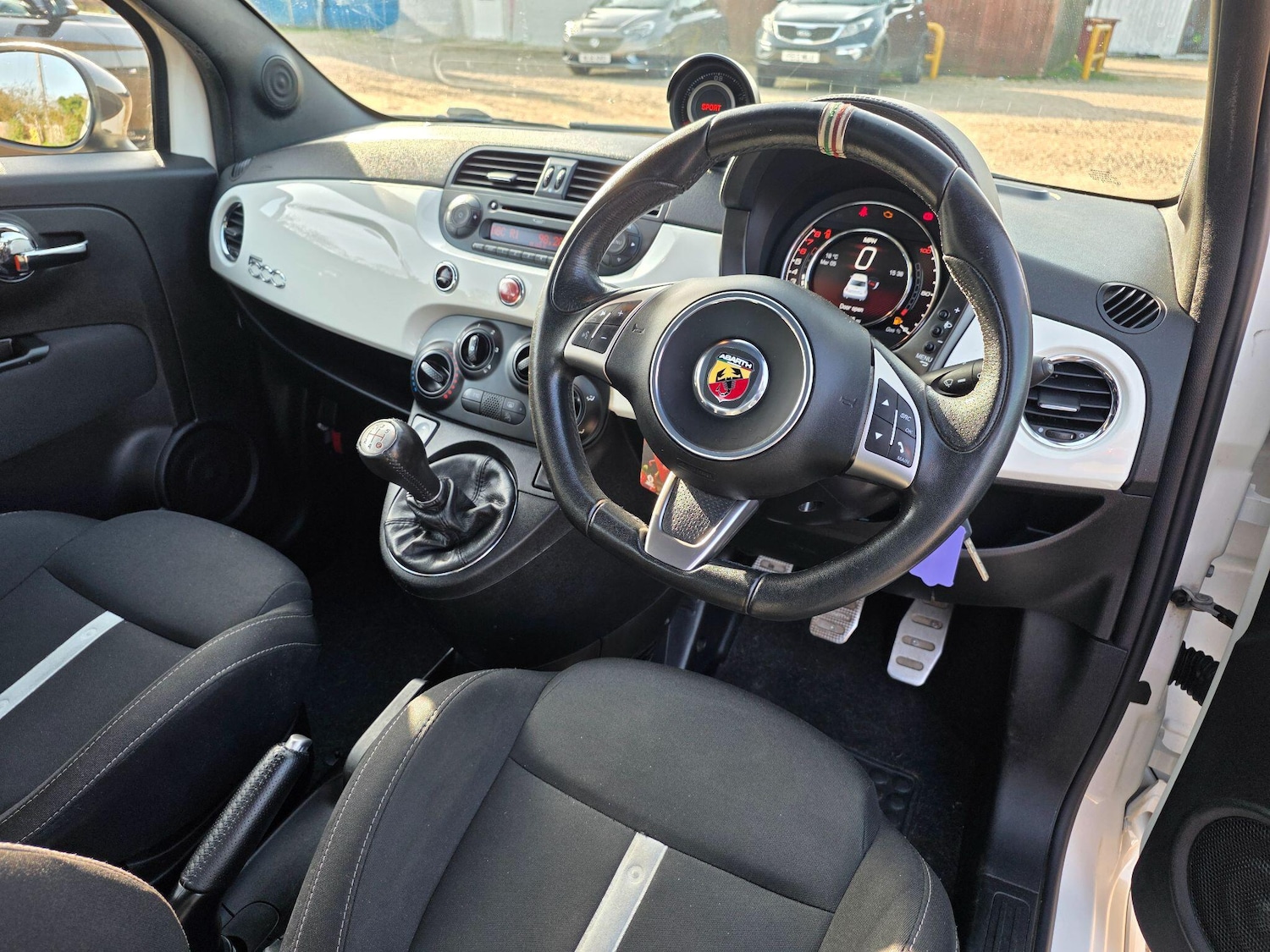 Used Abarth 595 2016 for sale - 77395880: Photo 26