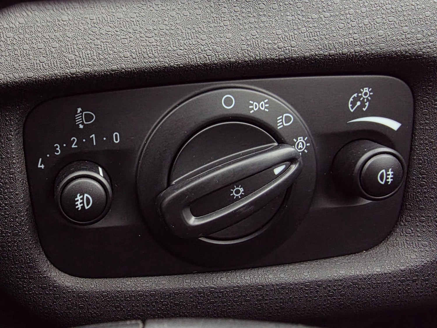 Used Ford Fiesta 2016 for sale - 78062760: Photo 19