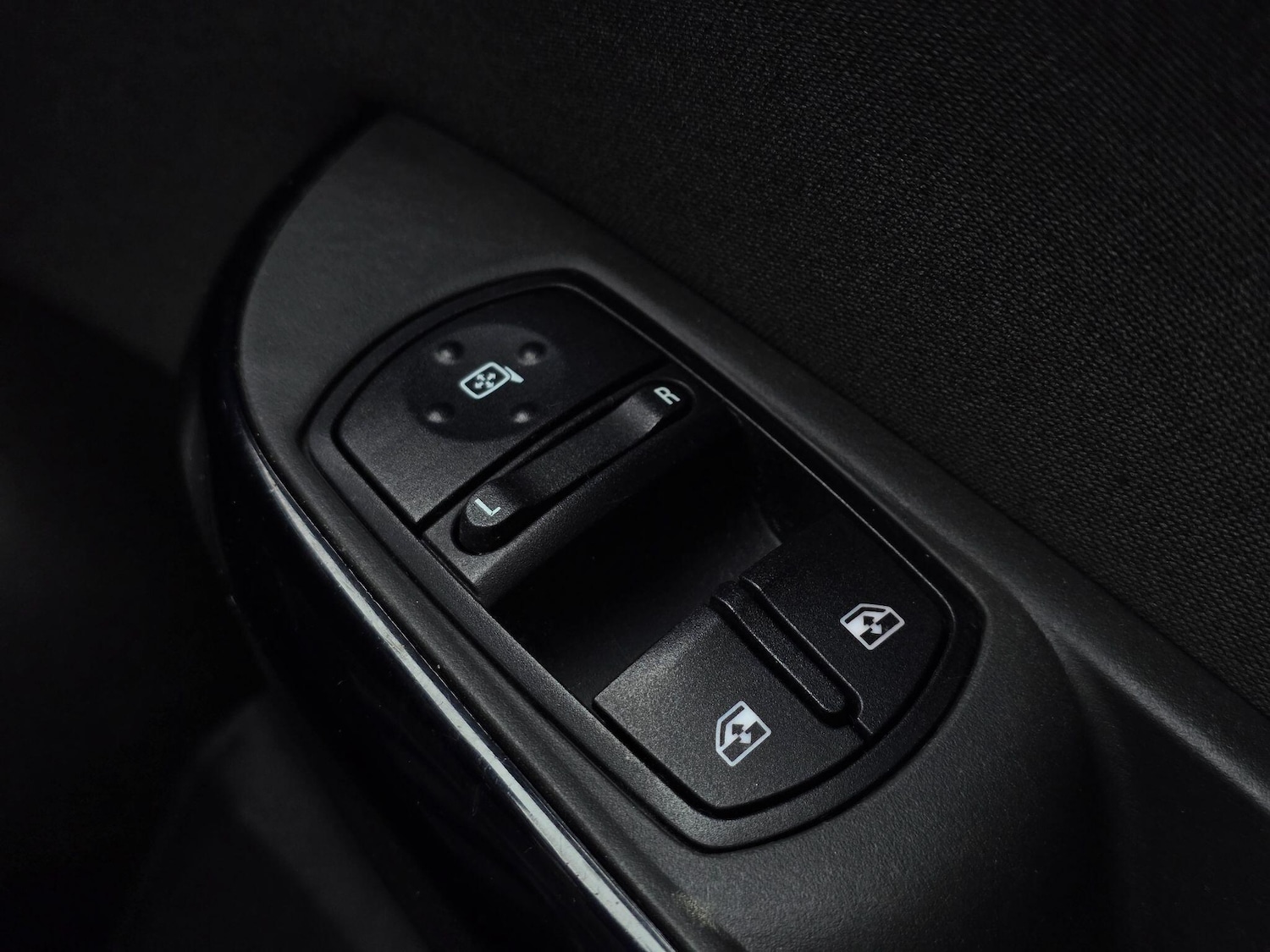 Used Vauxhall Corsa 2016 for sale - 78062756: Photo 19