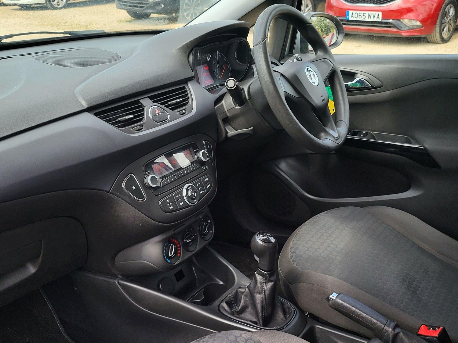 Used Vauxhall Corsa 2015 for sale - 77478848: Photo 8