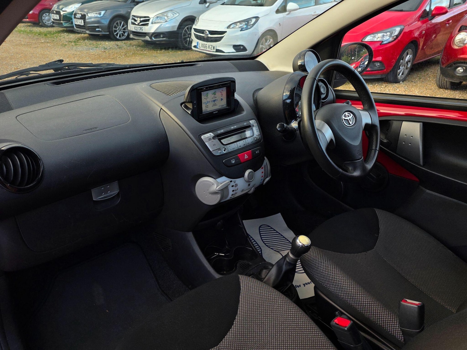 Used Toyota AYGO 2014 for sale - 76752988: Photo 14