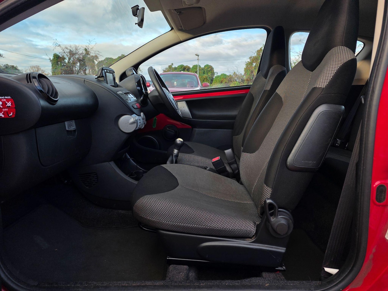 Used Toyota AYGO 2014 for sale - 76752988: Photo 18