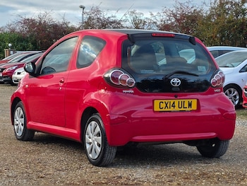 Used Toyota AYGO 2014 for sale - 76752988: Photo