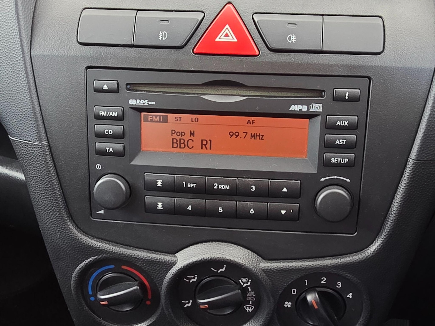 Used Kia Picanto 2011 for sale - 76752411: Photo 23