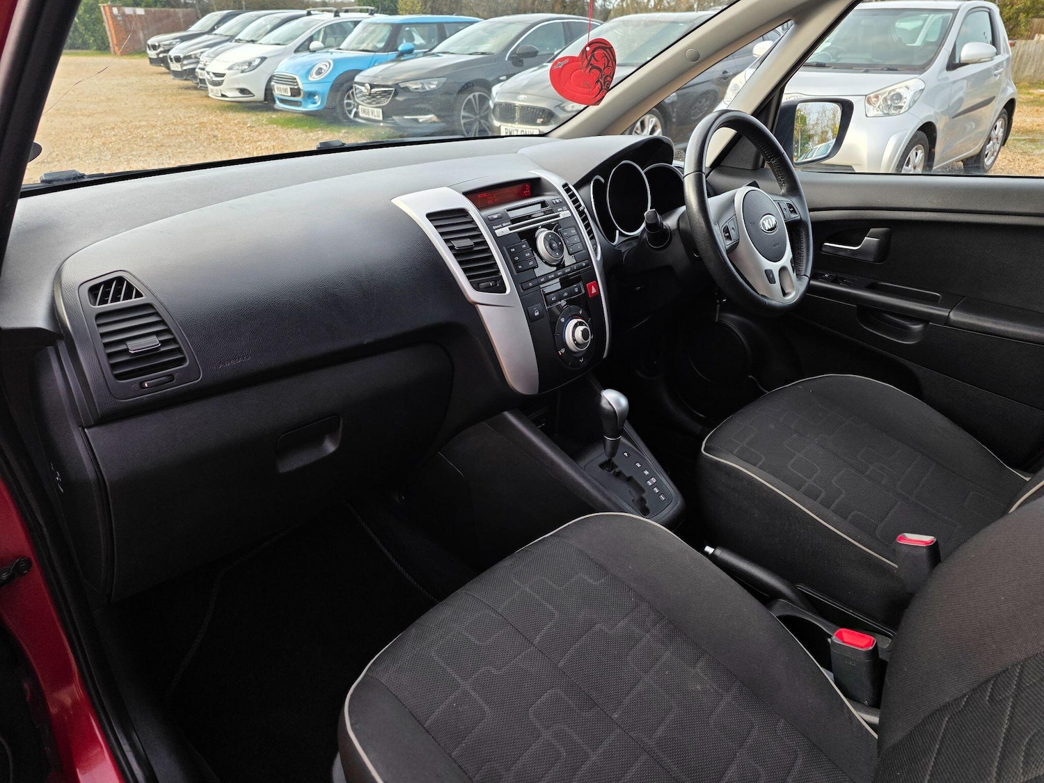 Used Kia Venga 2013 for sale - 77898211: Photo 27